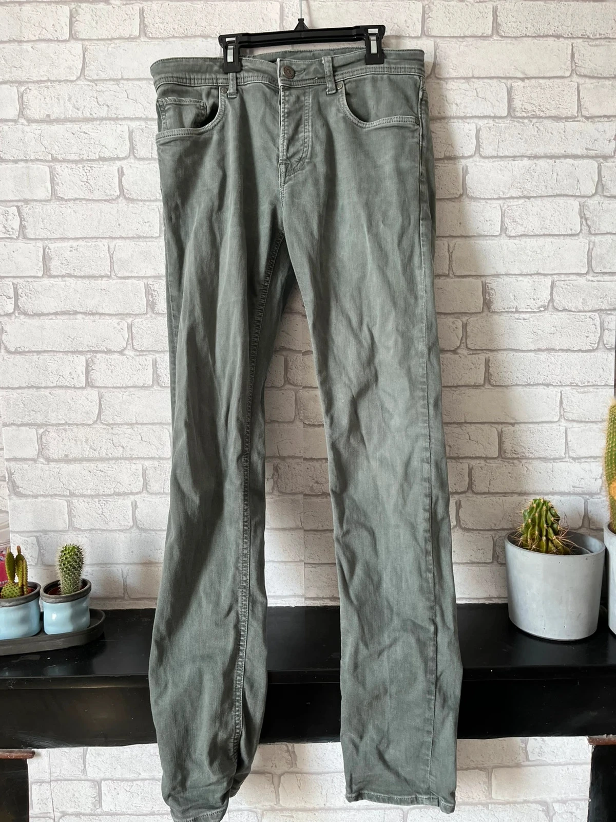 Jeans homme – Taille 40 W30 L34 – Gris vert / kaki grisé – bon état